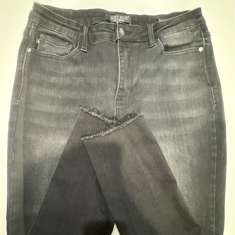 JUDY BLUE 13/31 skinny black jeans